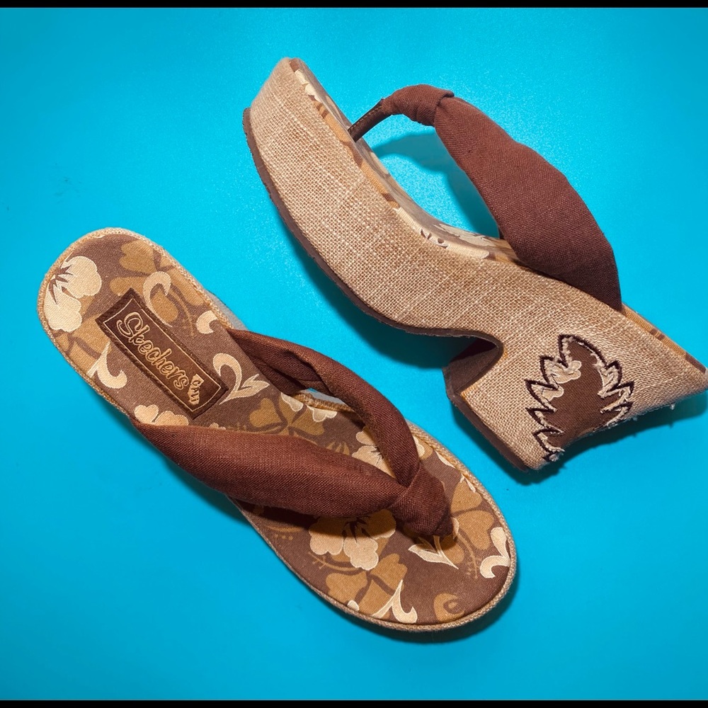 Chunky Skecher Sandals
